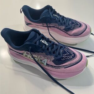 Hoka Skyflow Women's Pink and Navy Mesh Running Sneakers